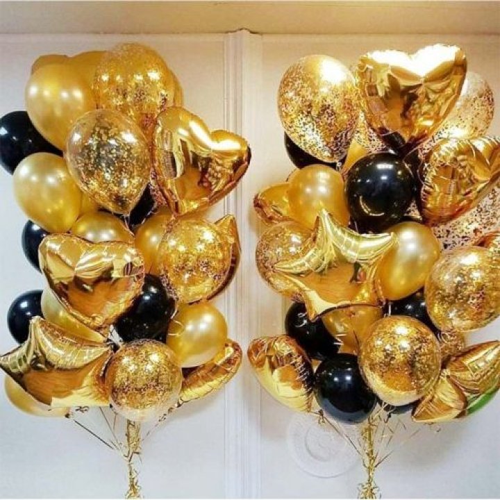 Фонтан шаров "Чёрное золото" в Ставрополи