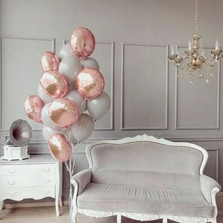 Фонтан шаров "Софт рози" в Ставрополи