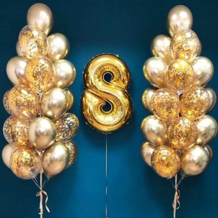 Цифра с фонтанами шаров  в Ставрополи