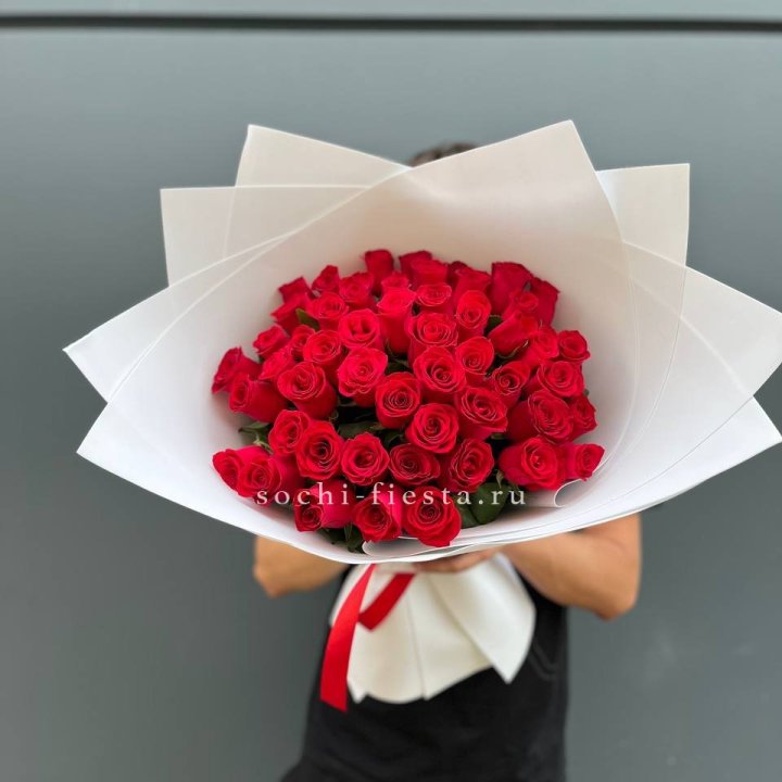 51  красная роза в Ставрополи