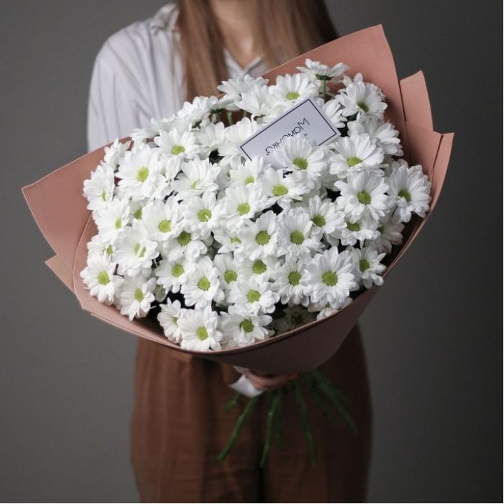 Хризантемы в крафте в Ставрополи