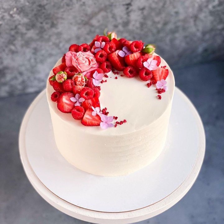 Торт "Малина" в Ставрополи
