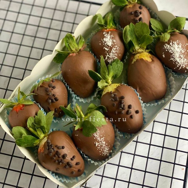 Клубника в шоколаде 10 ягод в Ставрополи