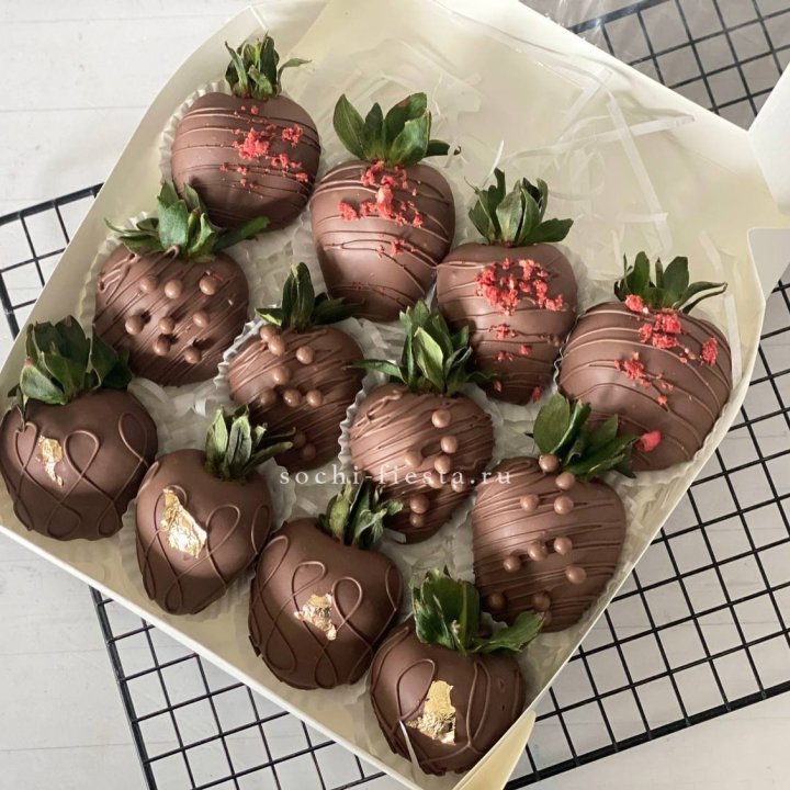 Клубника в шоколаде 12 ягод в Ставрополи