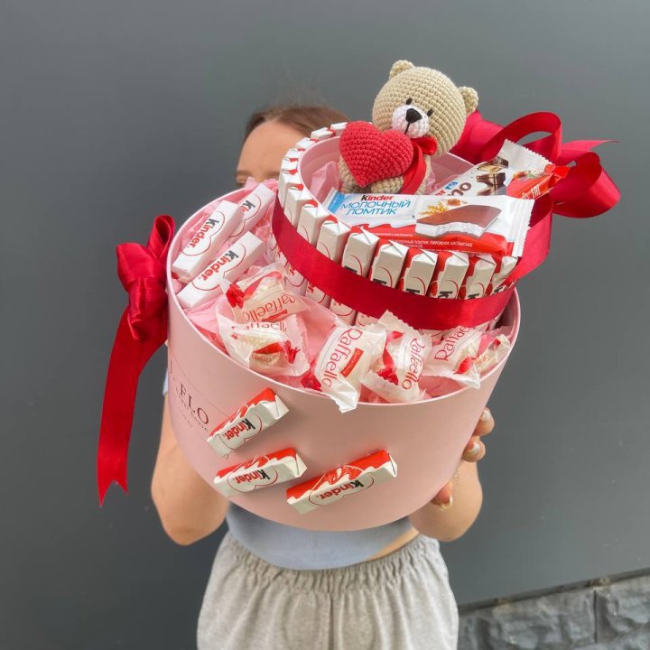 Бокс киндерами и раффаэлло 2 в Ставрополи