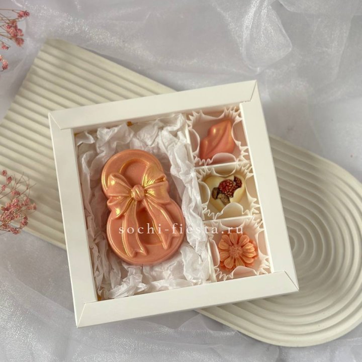 Конфеты из шоколада 8 Марта в Ставрополи