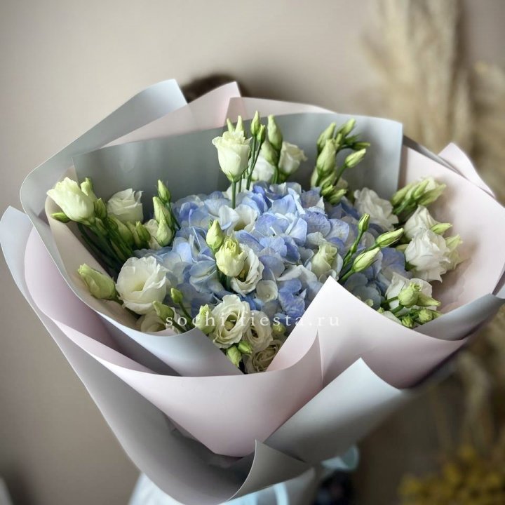Букет с гортензией "Адель" в Ставрополи