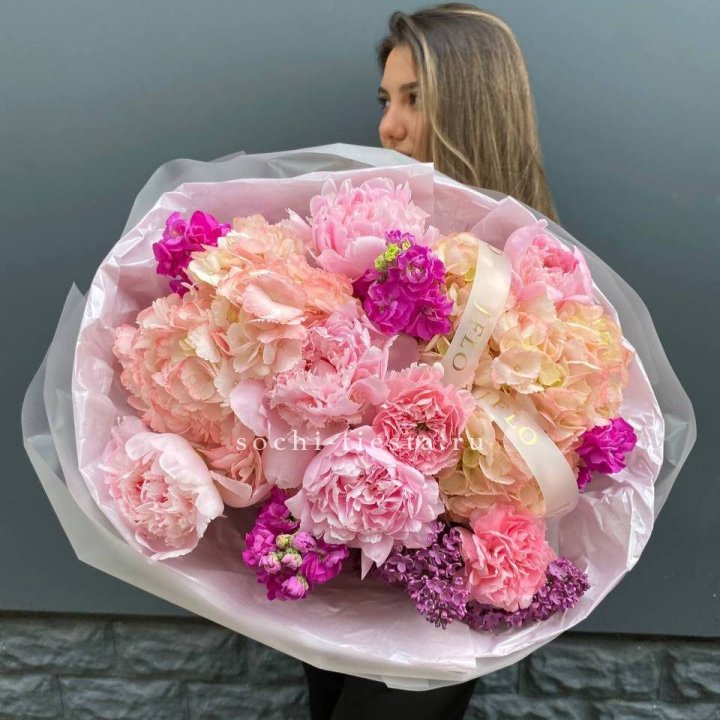  Букет "Фловер пионс" в Ставрополи
