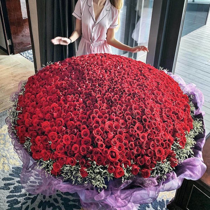 1001 роза в Ставрополи