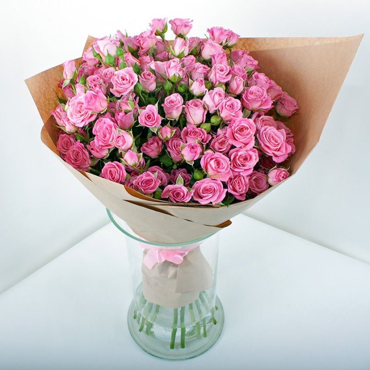 15 кустовых роз в Ставрополи