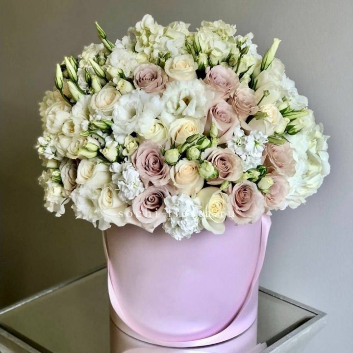 Цветочный бокс "Бриджит" в Ставрополи