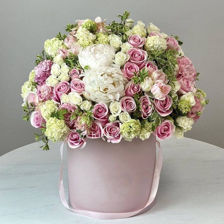 Цветочный бокс "Фантастик" в Ставрополи