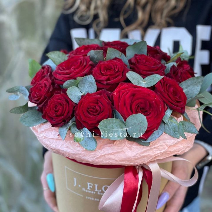 21 Красная роза в боксе №1 в Ставрополи