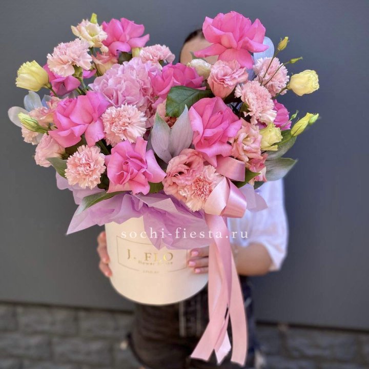 Цветочный бокс "Сальма" в Ставрополи