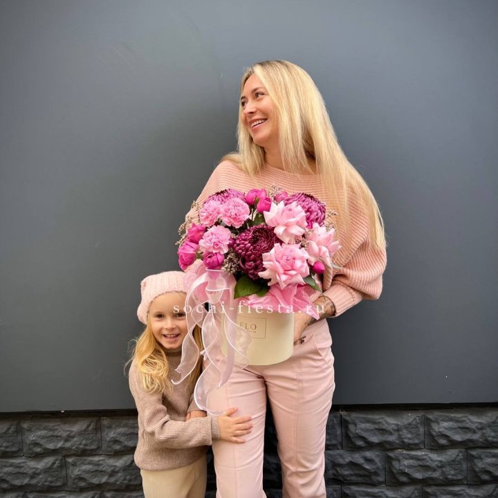 Цветочный бокс "Альба" в Ставрополи