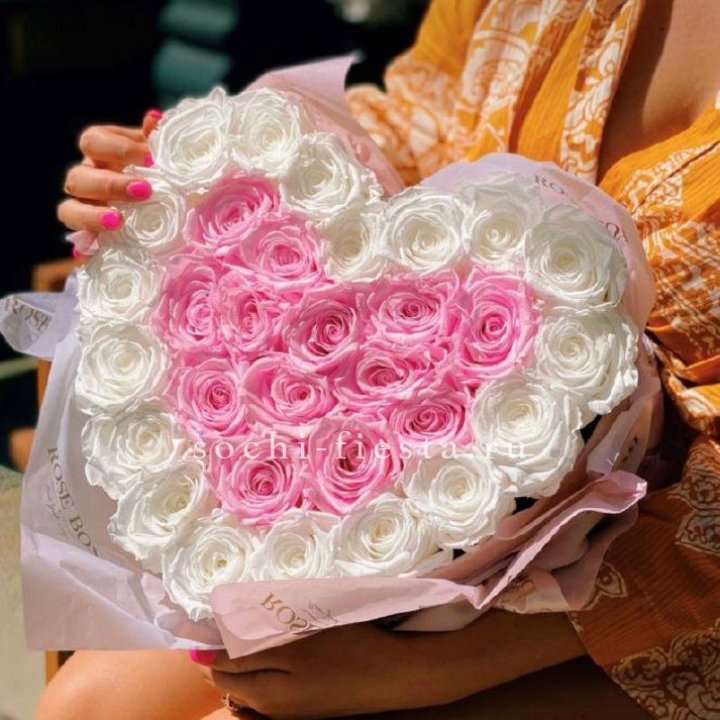 Бокс сердце с розами №2 в Ставрополи