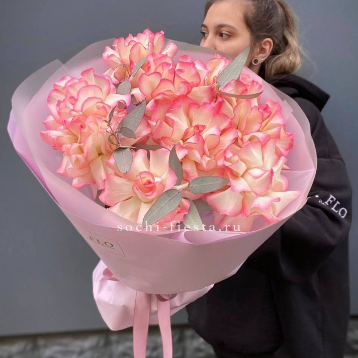 9 французских роз Джумилия в Ставрополи