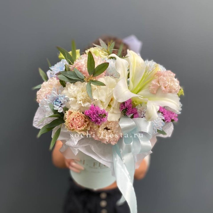 Дизайнерский цилиндр "Лилия" в Ставрополи