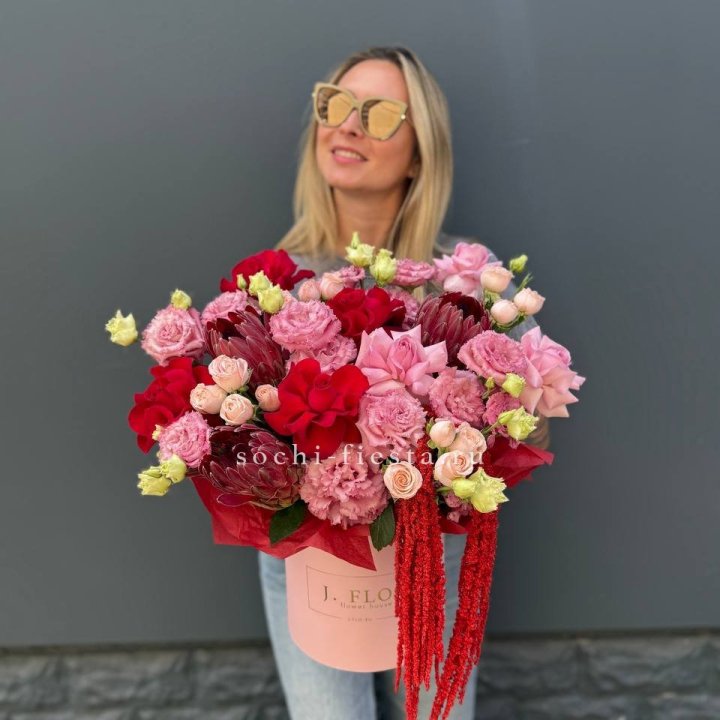 Дизайнерский цилиндр "Криотель" в Ставрополи