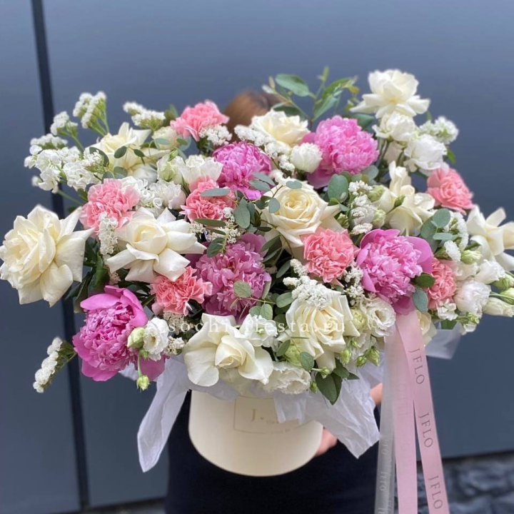 Дизайнерский бокс "Амор этерна" в Ставрополи