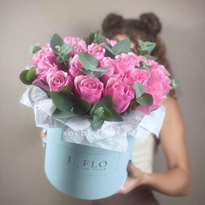 Бокс 27 роз в Ставрополи