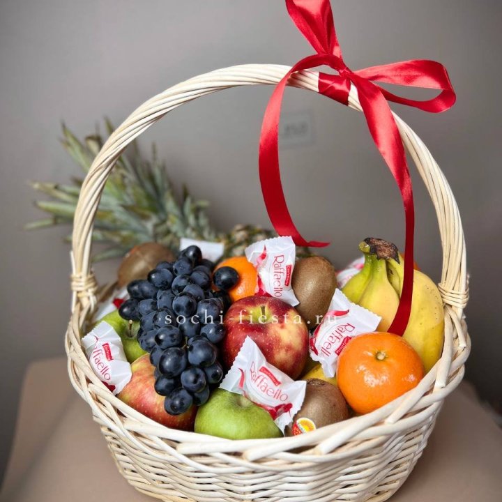 Фруктовая корзина №3 в Ставрополи