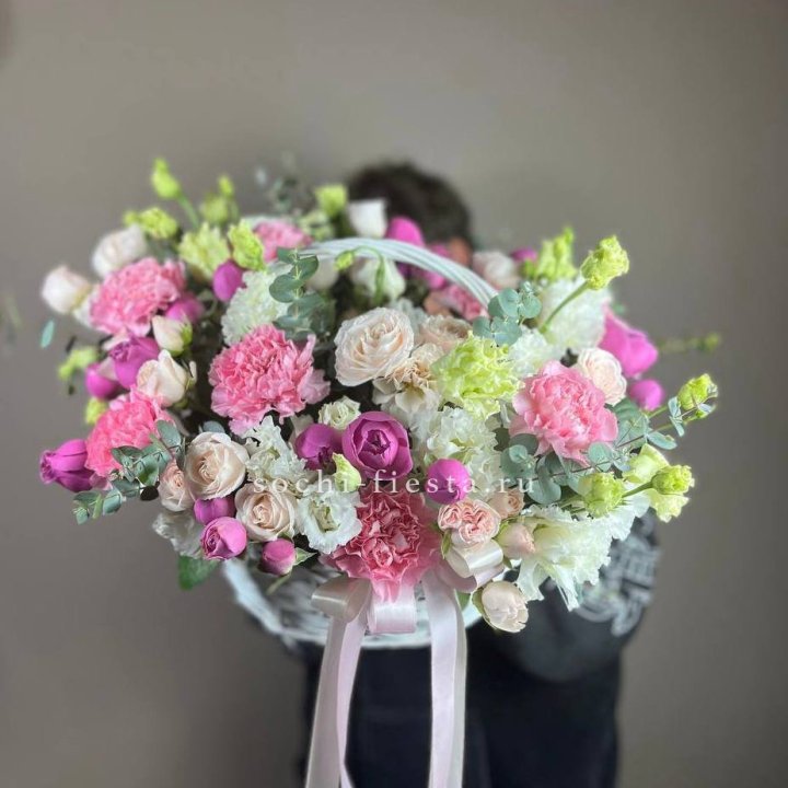 Корзина "Яркая" в Ставрополи