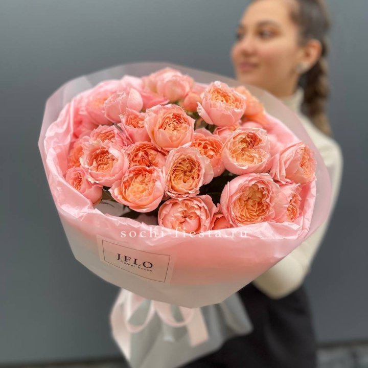 Букет из пионовидных роз Джульетта в Ставрополи