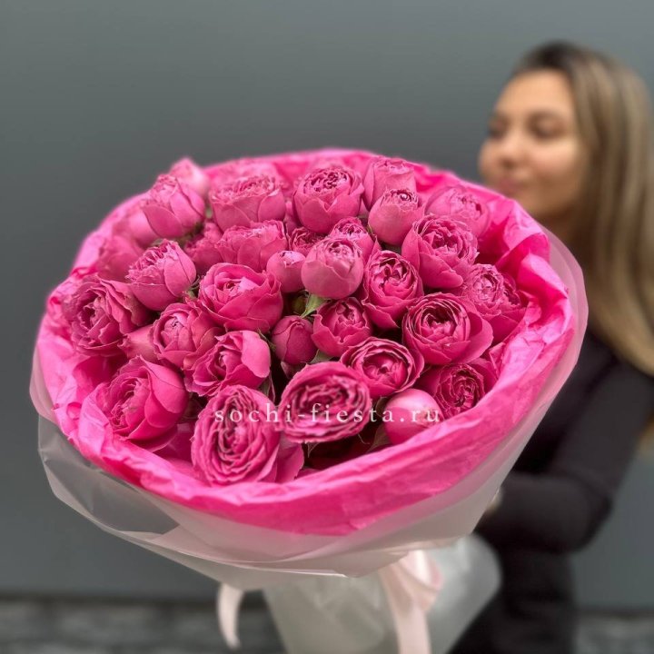 Букет из пионовидных роз  в Ставрополи