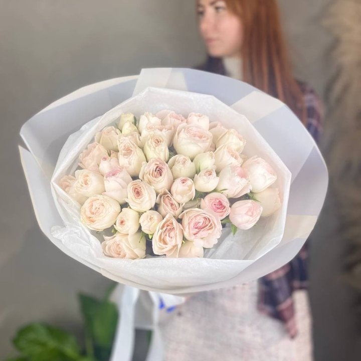 Букет кустовых роз в Ставрополи