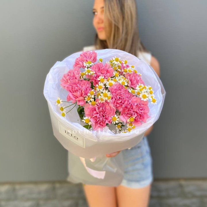 Дуобукет диантусов и ромашек в Ставрополи