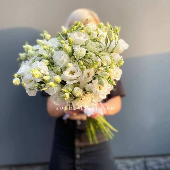 Букет эустом под ленту  в Ставрополи