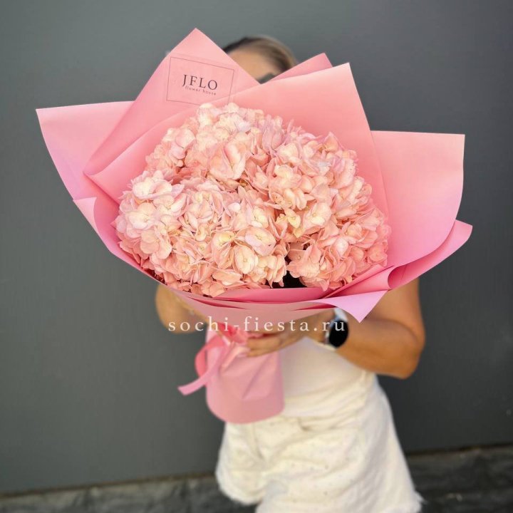 Букет гортензий "Крем" в Ставрополи