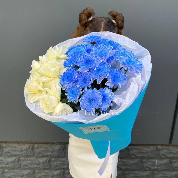 Дуо букет розы и хризантема в Ставрополи