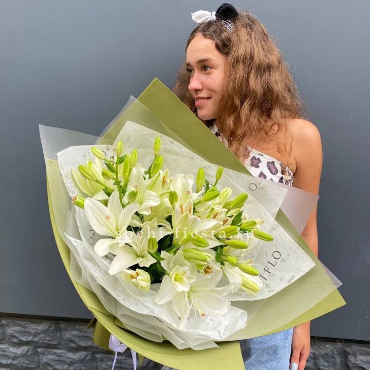 Букет  лилий "Изумруд" в Ставрополи