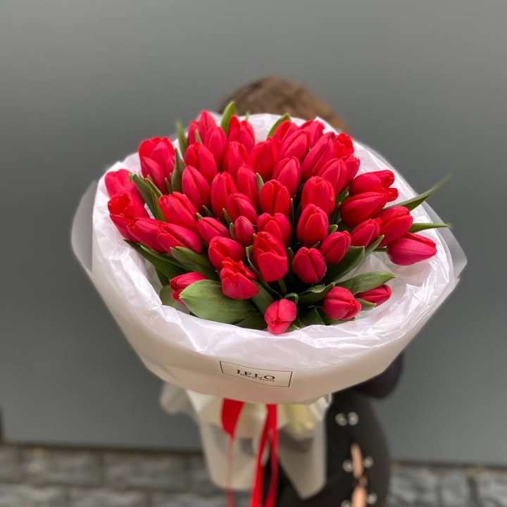 51 тюльпан "Любовь" в Ставрополи