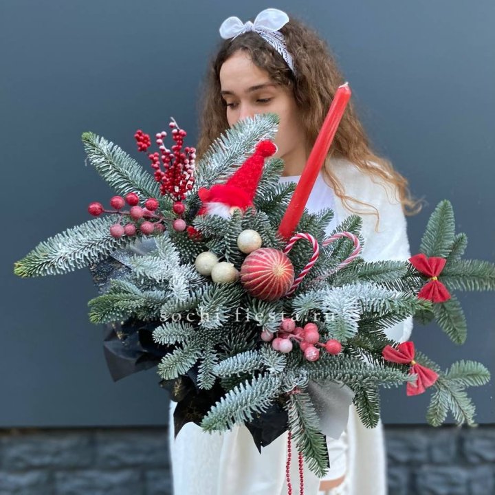 Композиция в бокале красная в Ставрополи