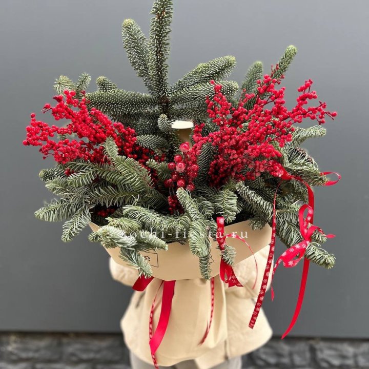 Букет нобилиса и ягод в Ставрополи