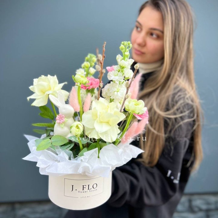 Цветочный бокс "Пасхальная композиция" в Ставрополи