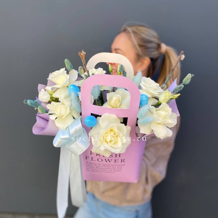 Цветочная сумочка "Пасхальная композиция" в Ставрополи