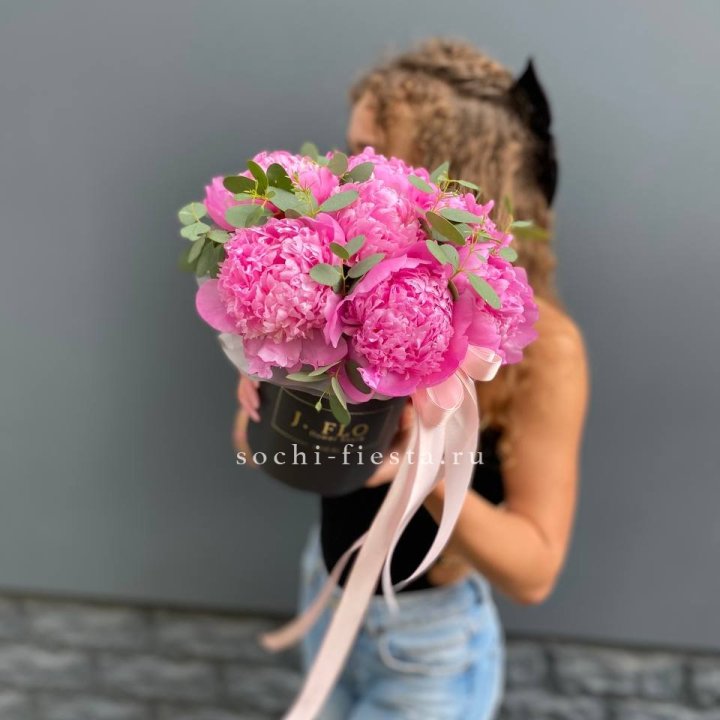 Дизайнерский цилиндр "Фломени" в Ставрополи