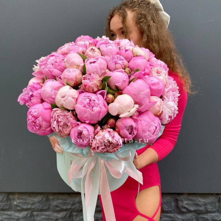 51 пион в цилиндре в Ставрополи