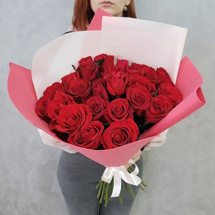 25 Красных роз рози вайт в Ставрополи