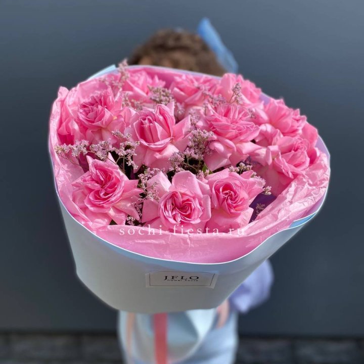 Букет французских розовых роз  в Ставрополи