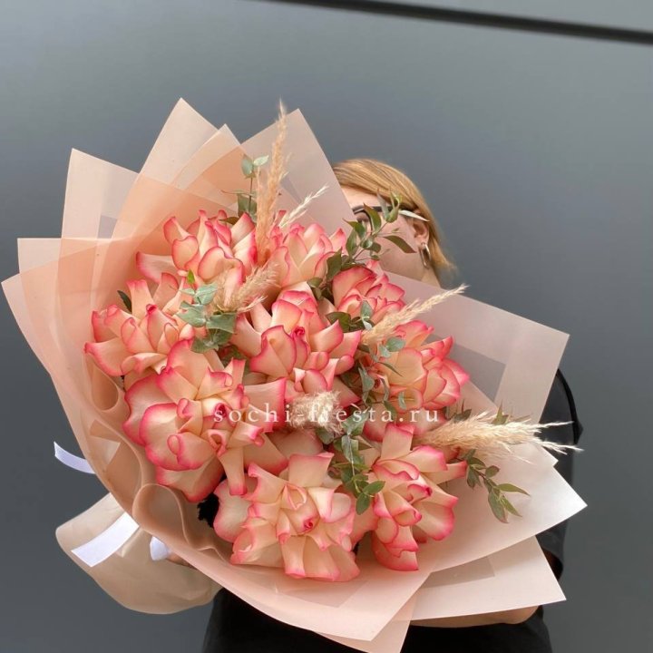 9 Французских роз Джумилия  в Ставрополи