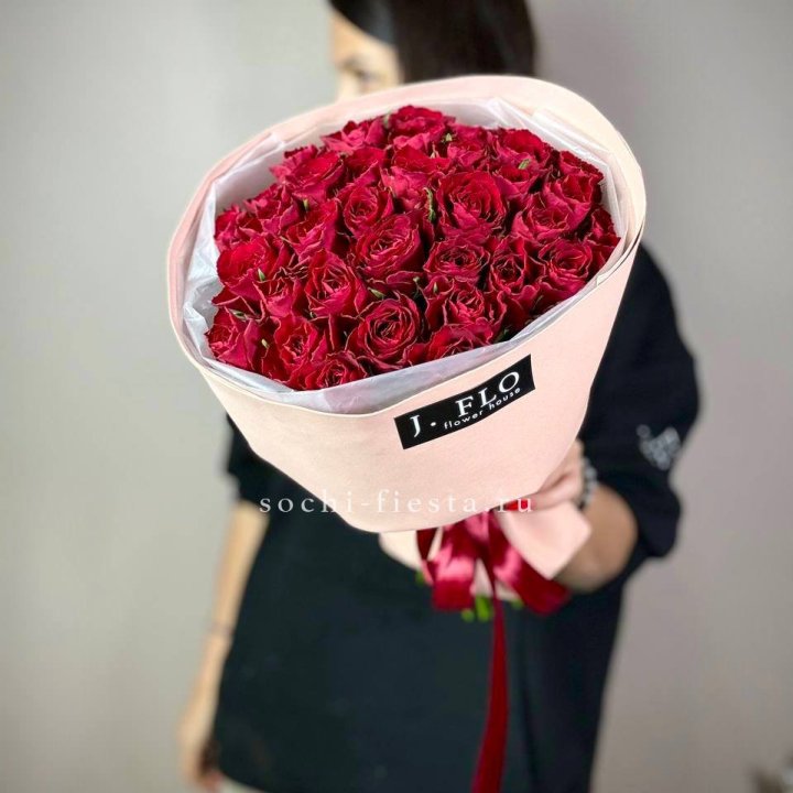 35 кенийских роз в Ставрополи
