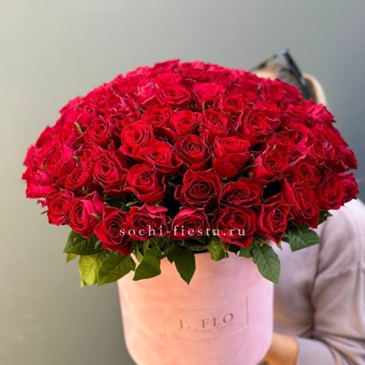 101 кенийская роза в цилиндре в Ставрополи