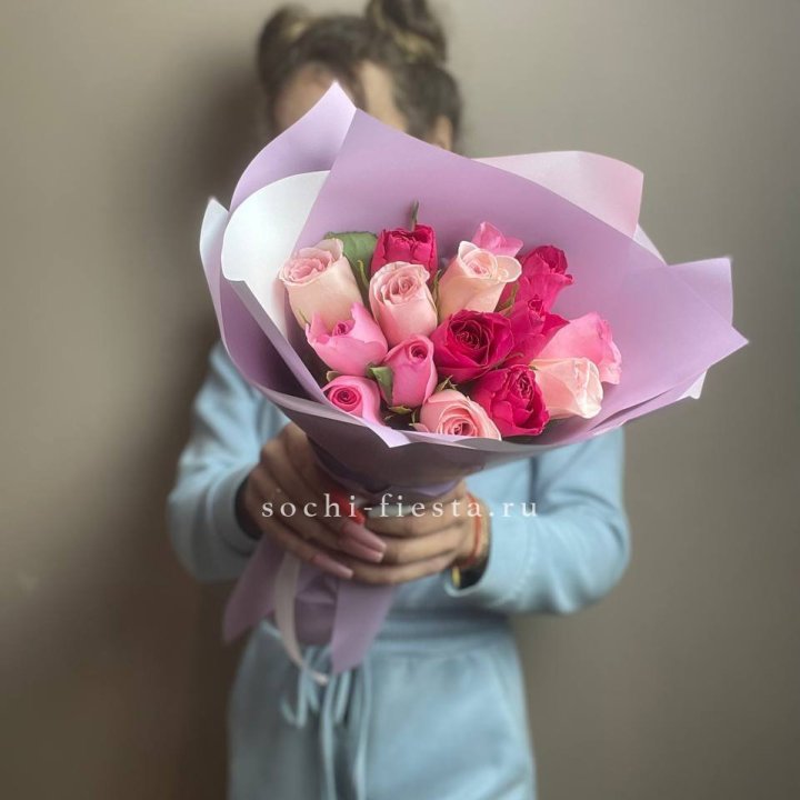 Букет из 15 роз Микс (Кения) в Ставрополи