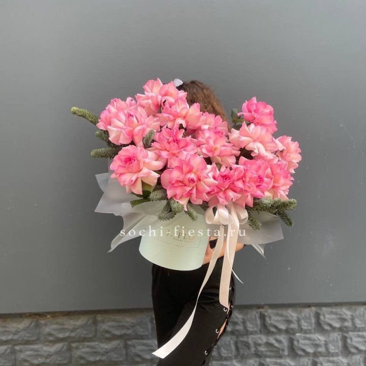 Бокс из 15 французских роз в Ставрополи