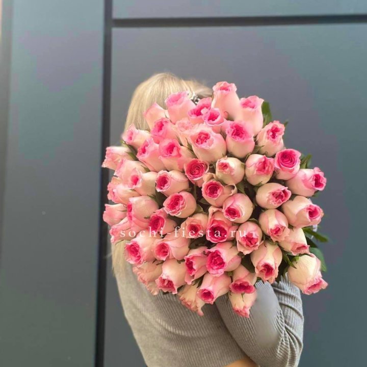 51 розовая роза в Ставрополи
